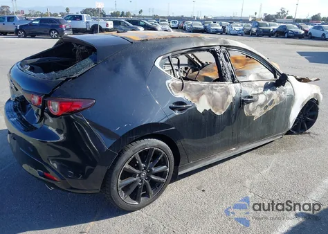 2022 Mazda Mazda3 Premium из США, поврежденный, VIN JM1BPAML9N1511531